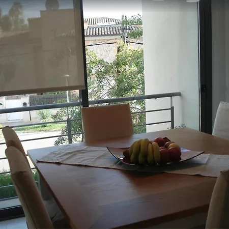 Llenaire بويينسا